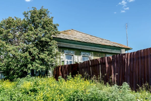 Altes Dorfhaus — Stockfoto