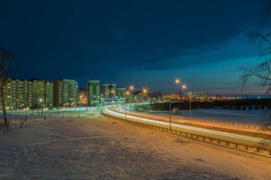 Gece şehir ışıkları