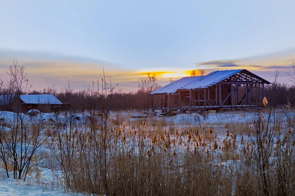 Sunset over the barn — Stock Photo, Image