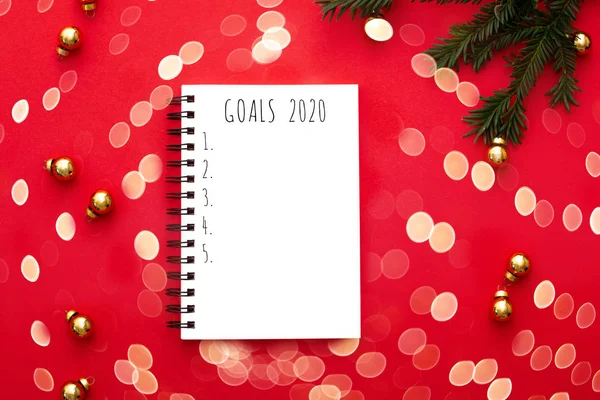 Cuaderno maqueta 2020 plan de año. Vista superior . —  Fotos de Stock
