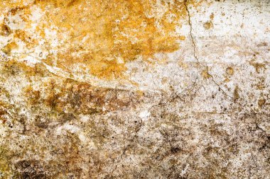 vieja llave con una etiqueta.