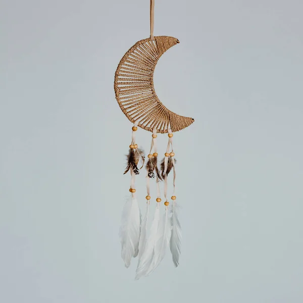 배경에 초승달 모양의 포수입니다 아메리카 원주민드림 — 스톡 사진