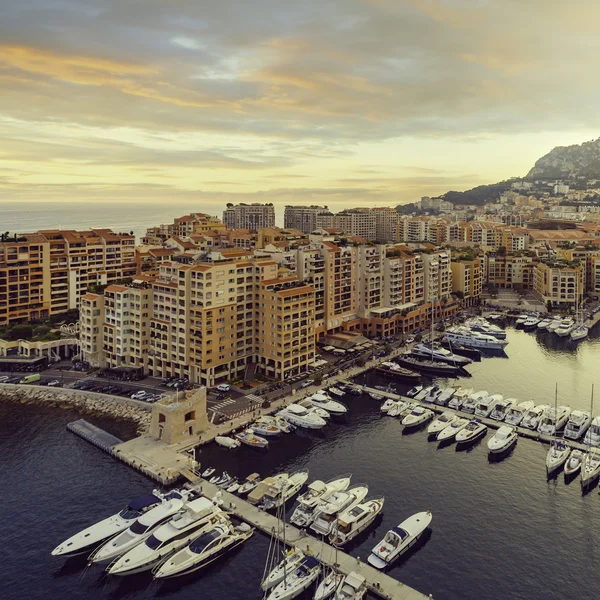 Panoraamanäkymät Port de Fontvieilleen Monacossa. Azurin rannikko . — kuvapankkivalokuva