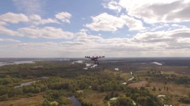Helikopter İHA - hava video çekim sekiz pervane oktocopter üzerinde uçan robot.
