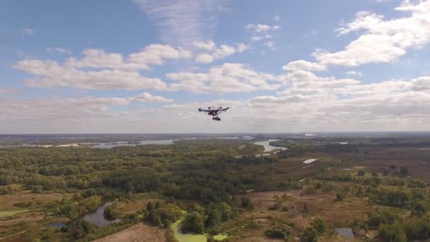 무인 비행기 헬기 Uav-항공 비디오 촬영 8 프로 펠 러 oktocopter에 비행. — 비디오