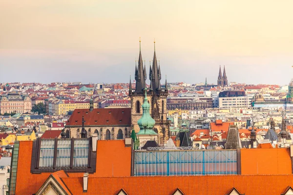 Panorama della vecchia Praga dal Castello, Repubblica Ceca . — Foto Stock