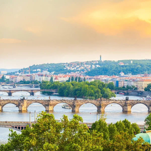 Panorama du vieux Prague depuis le parc Letna, République tchèque . — Photo