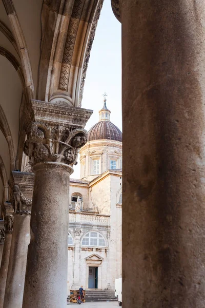 Kathedraal - de veronderstelling van de Maagd Maria. Dubrovnik. Kroatië. — Stockfoto