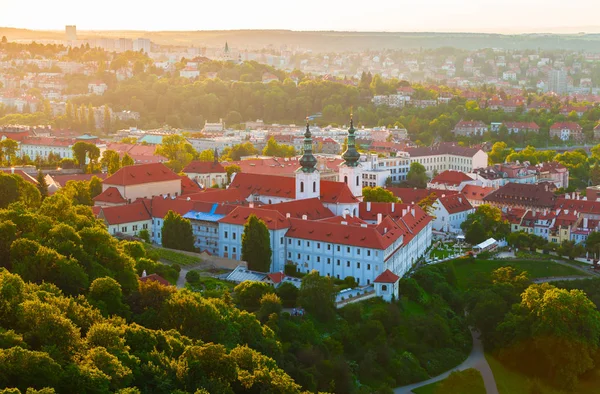 Monasterio Strahov al atardecer, Praga, República Checa — Foto de Stock