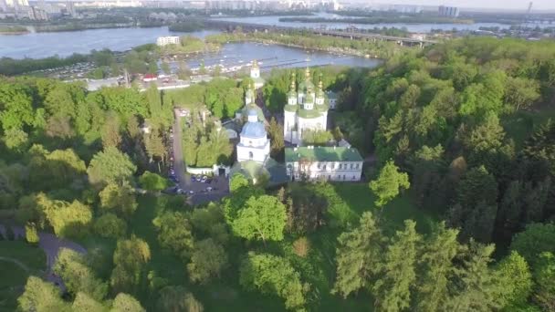 St. Michael Vydubitsky male monastery. Flying on copter over the church. — Stock Video