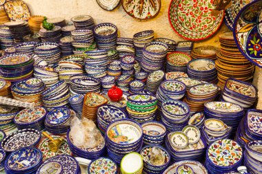 Geleneksel seramik eski şehrin Kudüs, İsrail ile alışveriş ticaret