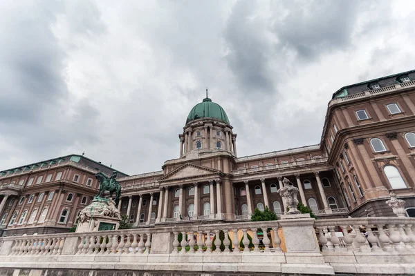 Budapest königliche Burg. Ungarn. — Stockfoto