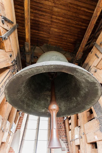 Bronzeglocke Sigismund im Sigismund-Turm auf der Wawel-Burg — Stockfoto