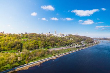 Ukrayna Kiev-Pechersk Lavra Manastırı havadan görünümü