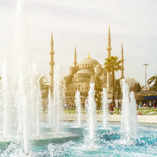 俯瞰伊斯坦布尔的蓝色清真寺，火鸡 — 图库照片