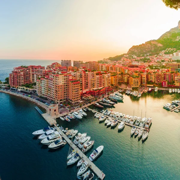 Vista panorâmica de Port de Fontvieille em Mônaco. Costa do Azur . — Fotografia de Stock