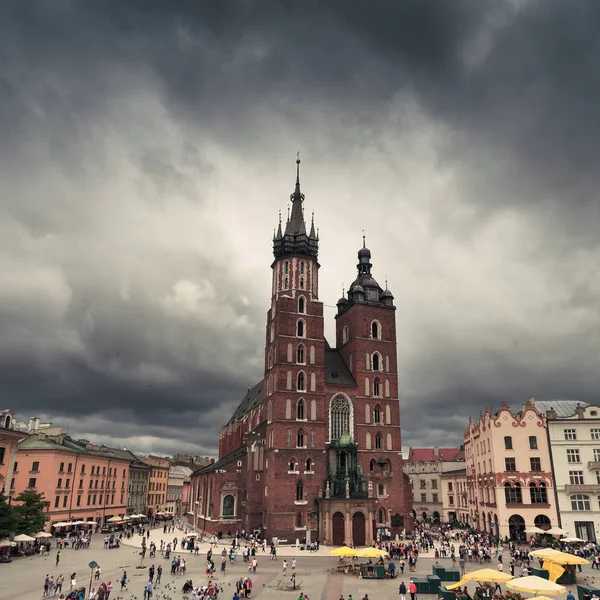 Kościół Najświętszej Marii Panny w rynku. Kraków. — Zdjęcie stockowe