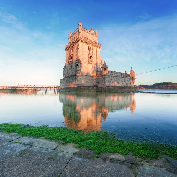 Belém-torony, a Tajo-folyóra. — Stock Fotó