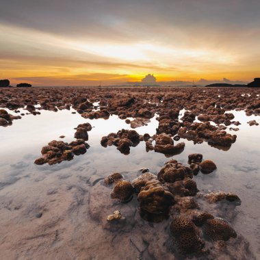 Günbatımında Phra Nang Beach, Krabi, Tayland