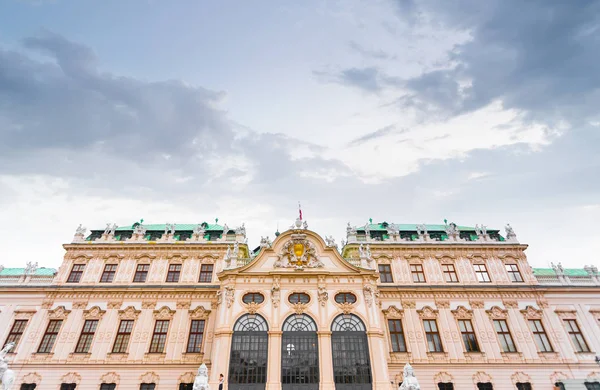 Wenen, Oostenrijk. Paleis Belvedere de bovenste. — Stockfoto