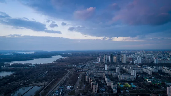 Panoramiczny widok z lotu ptaka na osiedle Troeschina w Kijowie, Ukraina — Zdjęcie stockowe