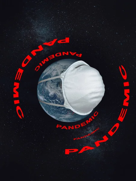 Planetas Terra com uma máscara médica com a pandemia de inscrição ao redor do globo em um fundo do céu estrelado. Conceito — Fotografia de Stock