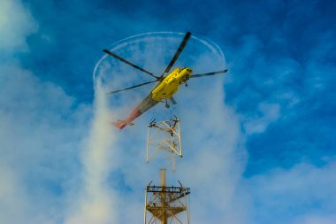   Vankor petrol sahasını. Helikopterle Mi - 10k yükleme. Upsv-Yug gövdede flare yükleme