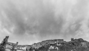 İl Burgos, İspanya nerede biz görselleştirmek antik kaleler, şelaleler, köprüler, küçük kasaba touring ...