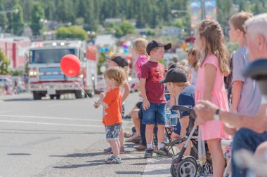 Williams Lake, British Columbia/Kanada - 2 Temmuz 2016: geçit töreni sırasında yıllık izdiham geçit şehir Williams Lake sürücü tarafından yüzen kulak.