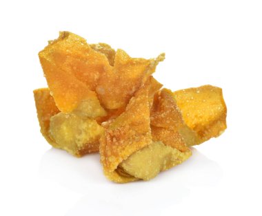 Beyaz arka planda kızarmış domuz köftesi.