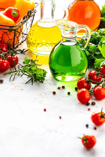 Diferentes Tipos Óleo Vegetal Garrafas Vidro Sésamo Linhaça Óleo Uva — Fotografia de Stock