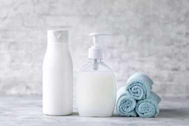 Coronavirus Coronavirus Prevention: El hijyenine karşı korumak için el dezenfektanı jeli.