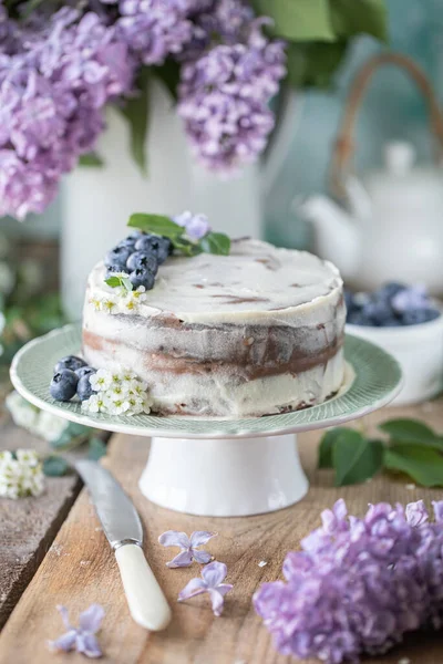 Tarta Cereza Casera Con Mascarpone Crema Sobre Fondo Claro Ramo — Foto de Stock