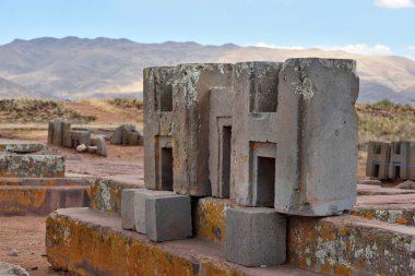 Pumapunku veya Puma Punku kalıntıları