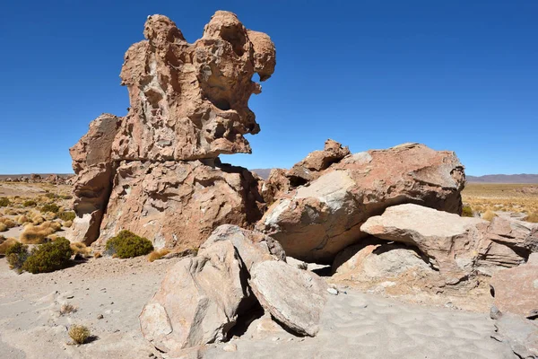 Furcsa sziklaalakzatok határán, Bolívia — Stock Fotó