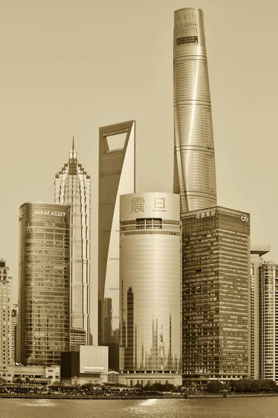 浦東地区の高層ビル — ストック写真
