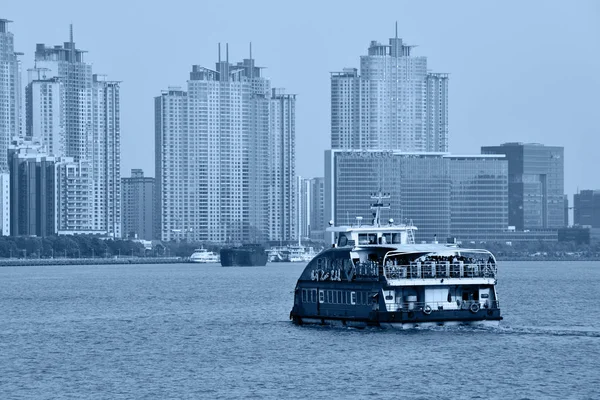 浦東地区の高層ビル — ストック写真