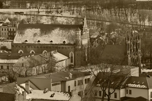 Vista panorámica del casco antiguo de Vilna. Vilna es la capital de Lituania — Foto de Stock