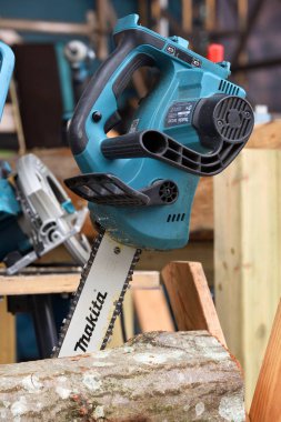 Elektrik Makita marka testere 