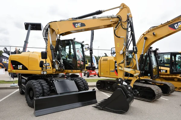 Caterpillar M313D Mobile Excavator — Stock Photo, Image