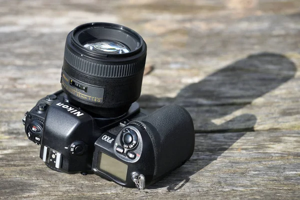 Cuerpo de cámara de película Nikon F-100 —  Fotos de Stock