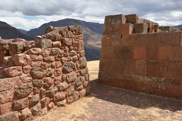 Estructuras incas en el sector urbano de Pisac — Foto de Stock