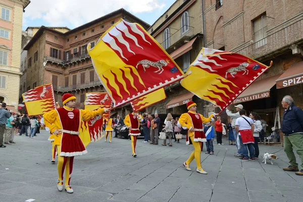 The contrada of Valdimontone — Stock Photo, Image