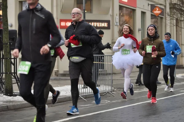 Koşucular geleneksel Vilnius Noel yarış — Stok fotoğraf