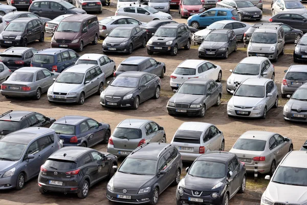 Car parking in Vilnius — Stock Photo, Image