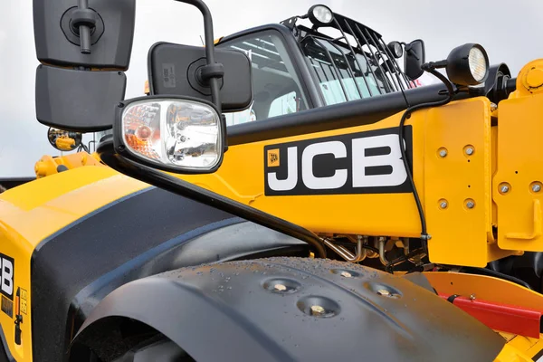 JCB zware apparatuur voertuig en logo — Stockfoto
