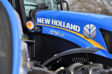Yeni Holland traktör