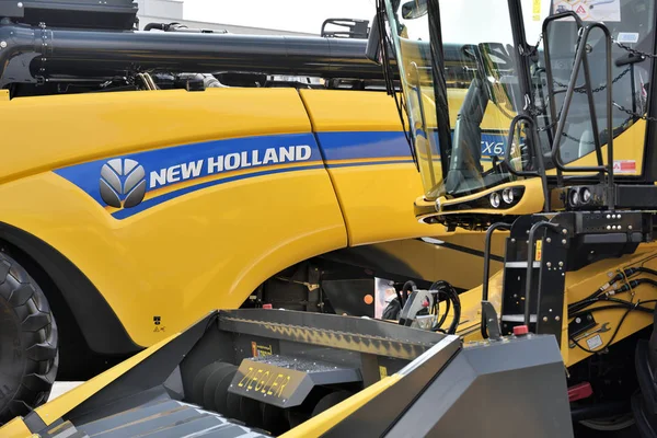 New Holland tractors — Stock Photo, Image