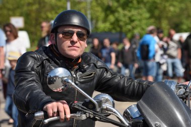 Bisikletçileri Baltık ülkelerinden gelen yıllık toplama