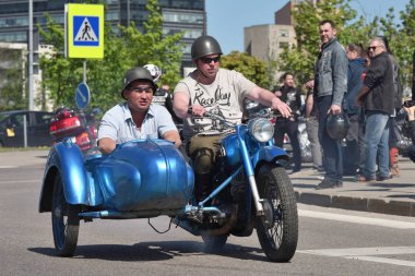 Bisikletçileri Baltık ülkelerinden gelen yıllık toplama